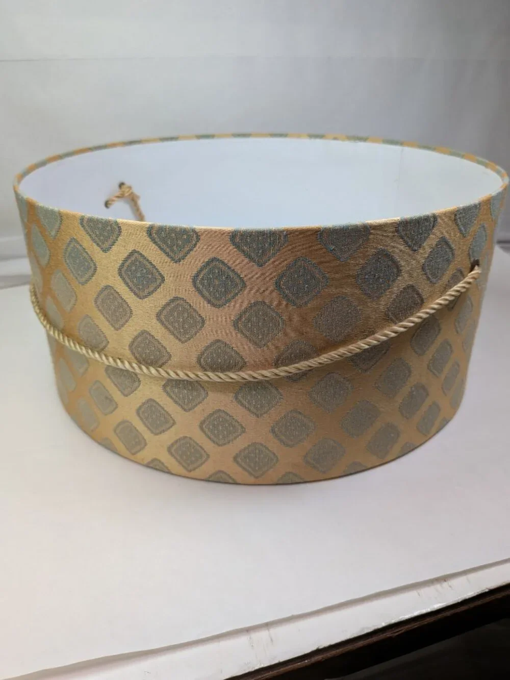 VTG Floral Brocade Round Hat Box Champagne Gold Sage Fabric Storage Case Unisex